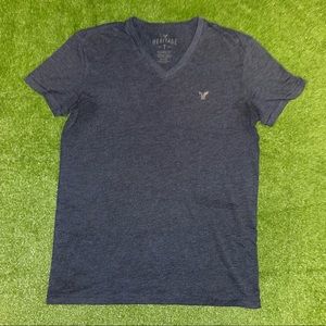 American Eagle Outfitters V Neck Tee (USED)